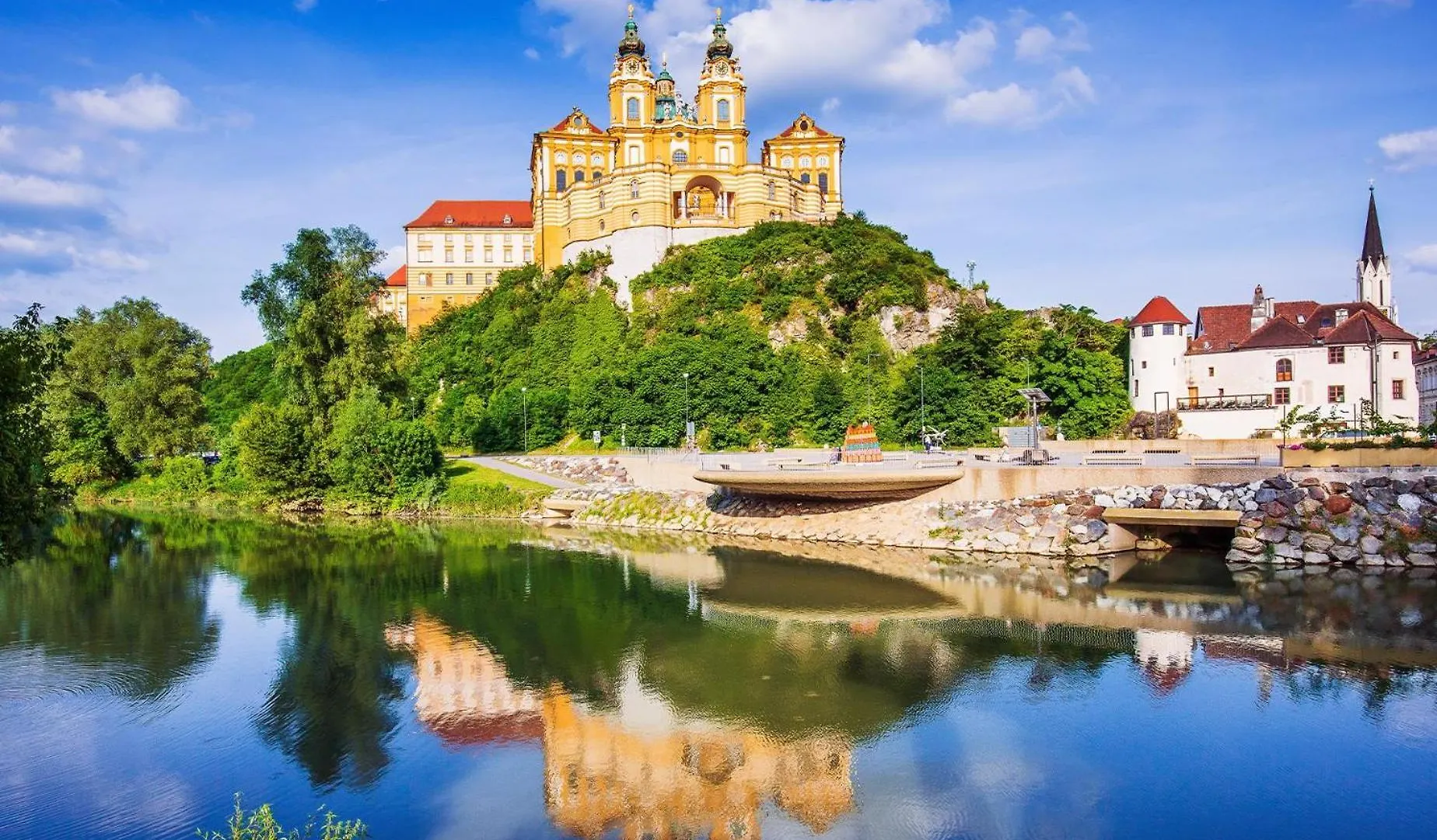 Boutique Suite Near City Centre Vienna Apartment